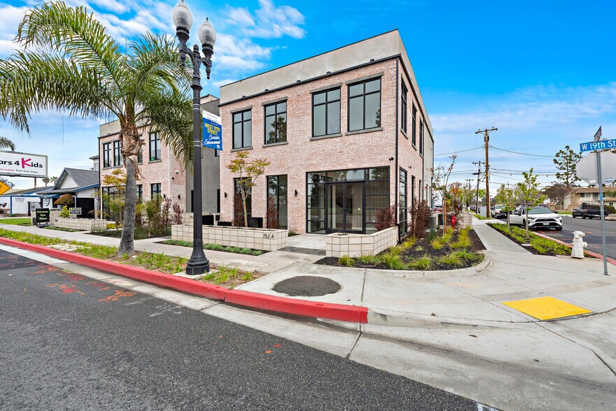 More Photos Of 752 W 19th St, Costa Mesa Loft Creative Space For Lease