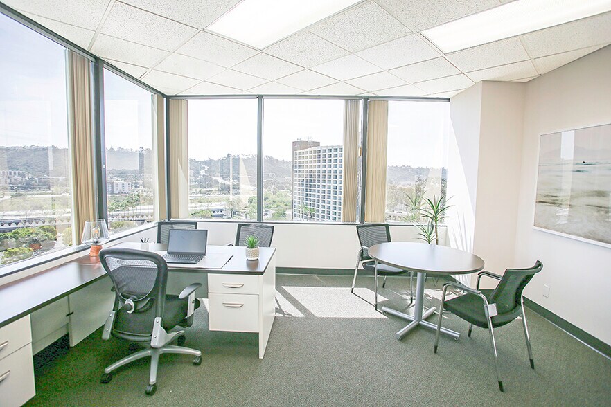 More Photos Of 8880 Rio San Diego Dr, San Diego Coworking Space