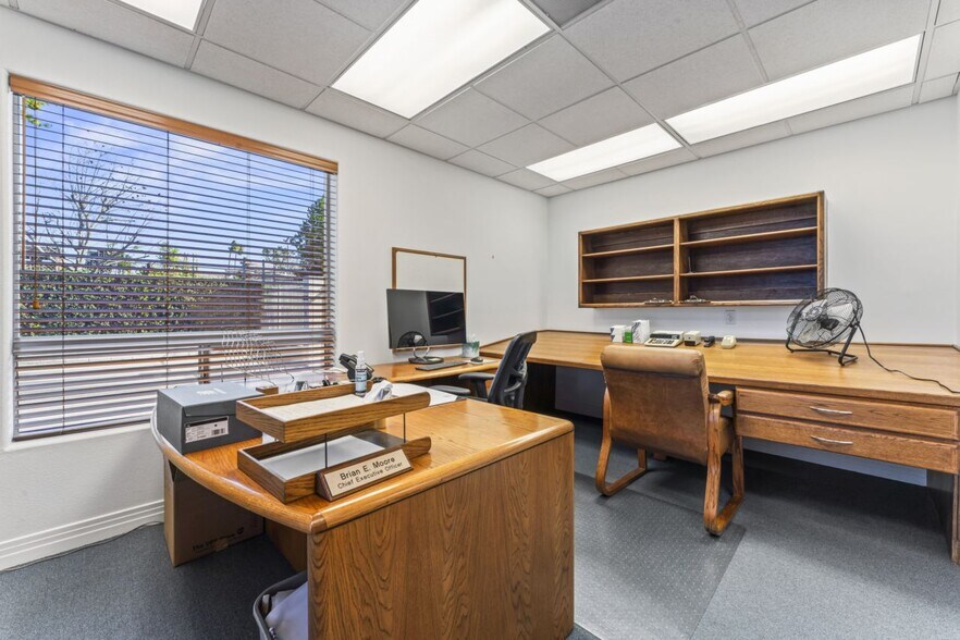 More Photos Of 8550 Limonite Ave, Jurupa Valley Land For Sale