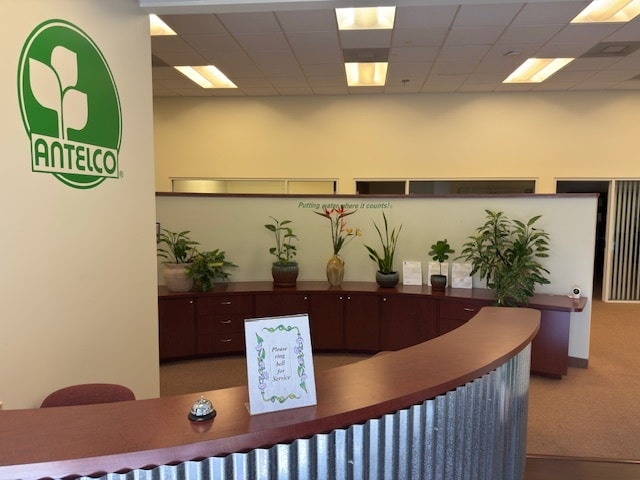 More Photos Of 886 Waterway Pl, Longwood Warehouse For Lease