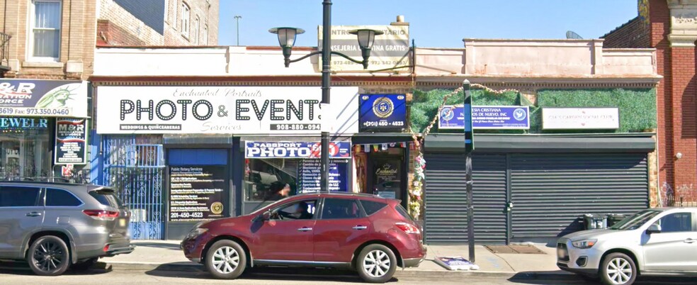 Primary Photo Of 41-43 Bloomfield Ave, Newark Storefront For Lease