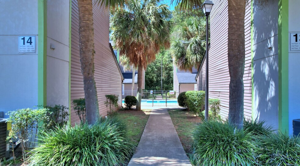 More Photos Of 509 N Westover Blvd, Albany Apartments For Sale