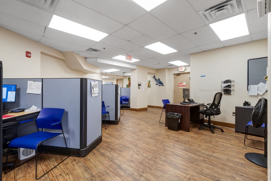 More Photos Of 313 State St, Perth Amboy Office Residential For Lease