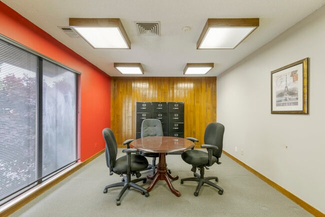 More Photos Of 1719 E 71st St, Tulsa Office Residential For Sale
