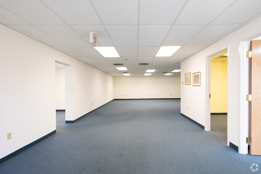 More Photos Of 2288 2nd Street Pike, Newtown Office For Lease