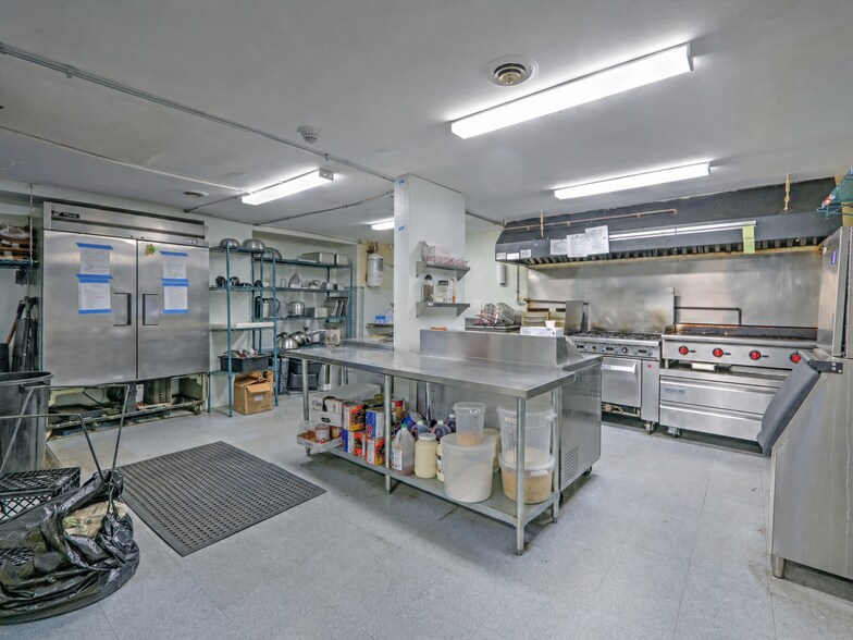 More Photos Of , Fox Lake Unknown For Sale