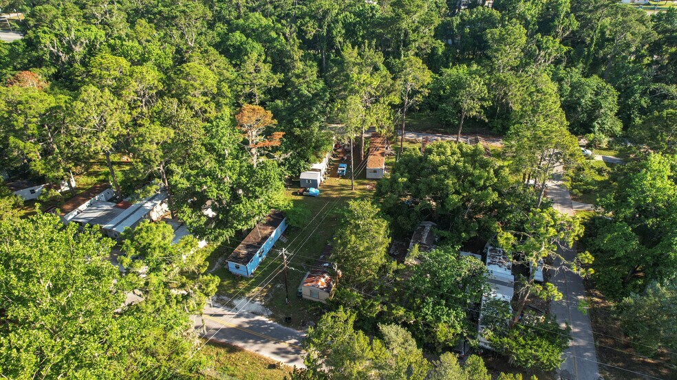 More Photos Of 224 SE Davie Ct, Lake City Manufactured Housing Mobile Home Park For Sale