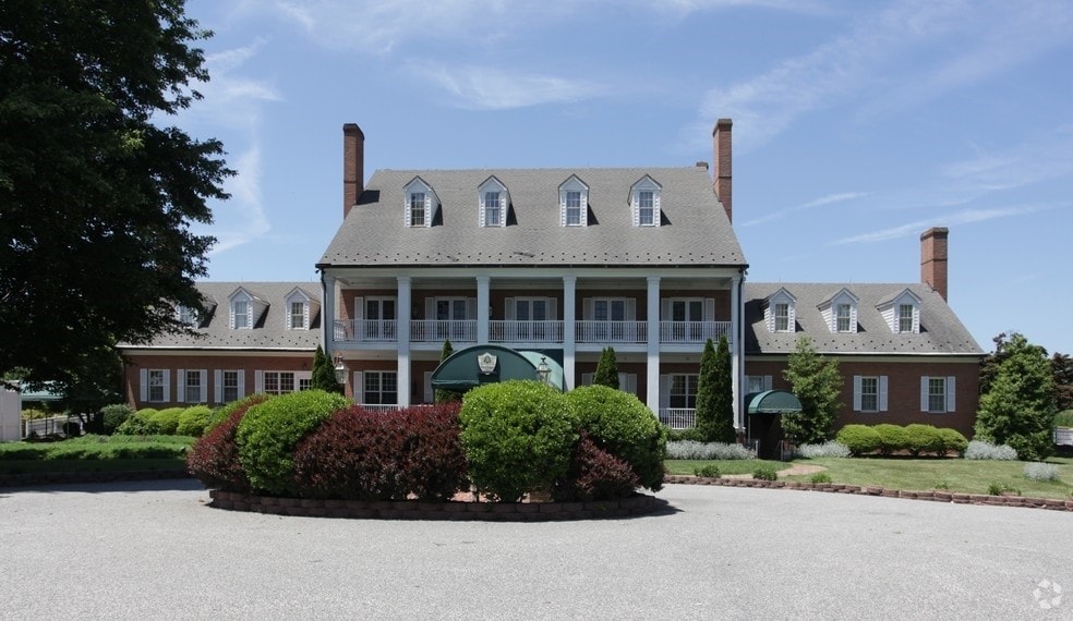 More Photos Of Wye Neck Rd, Queenstown Golf Course Driving Range For Sale