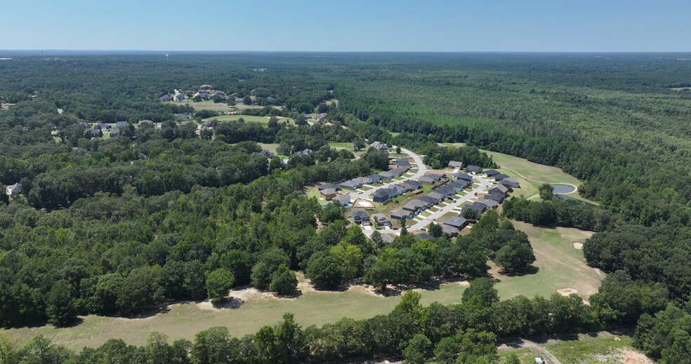 More Photos Of 128 Oakview Club Dr, Macon-Bibb Golf Course Driving Range For Sale
