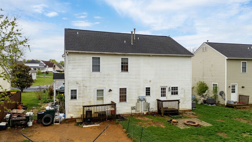 More Photos Of 2401 Mosley St, Waynesboro Apartments For Sale