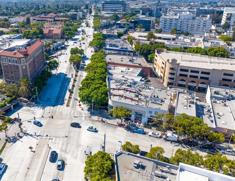 More Photos Of 3847 Main St, Culver City Storefront Retail Office For Lease