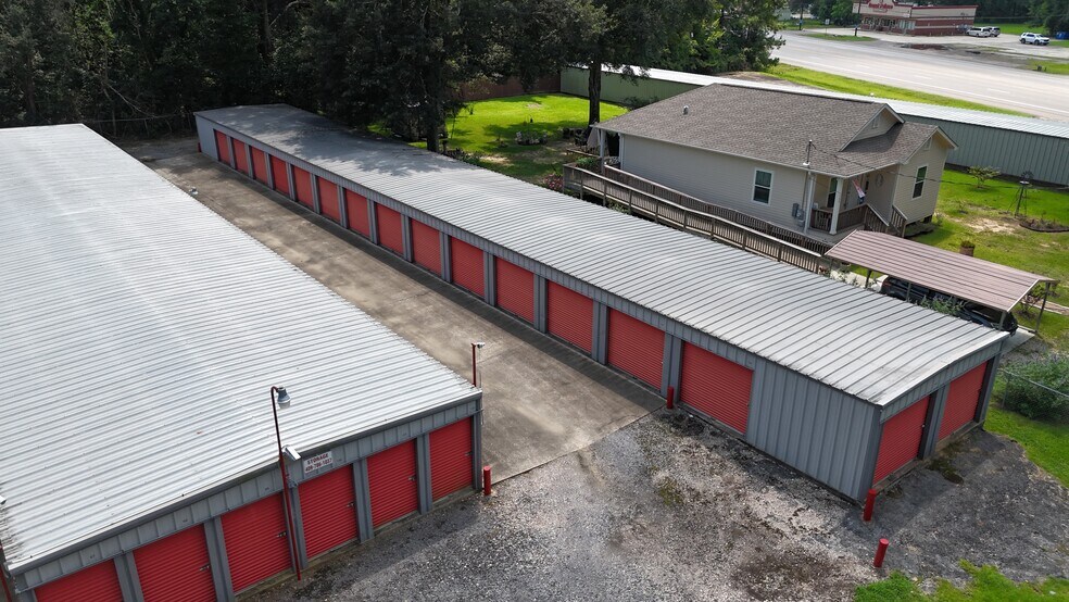 More Photos Of 4497 Main St, Vidor Self Storage For Sale