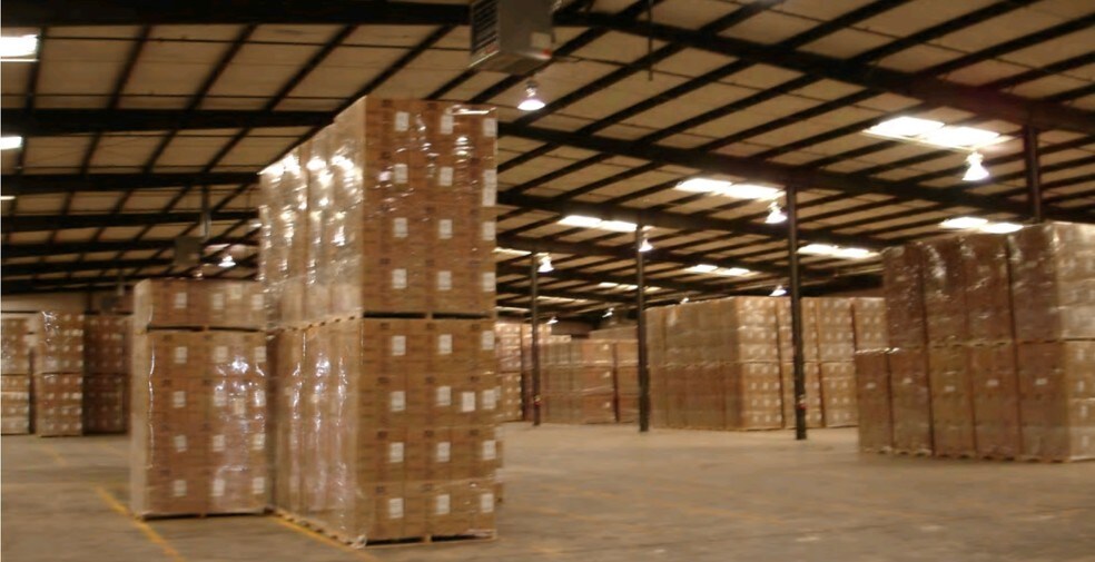 More Photos Of 10795 Ridgeway Industrial Dr, Olive Branch Warehouse For Lease