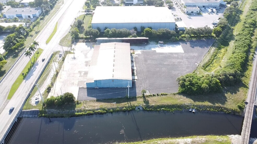 More Photos Of 3450 Dr Martin Luther King Jr Blvd, West Palm Beach Manufacturing For Lease