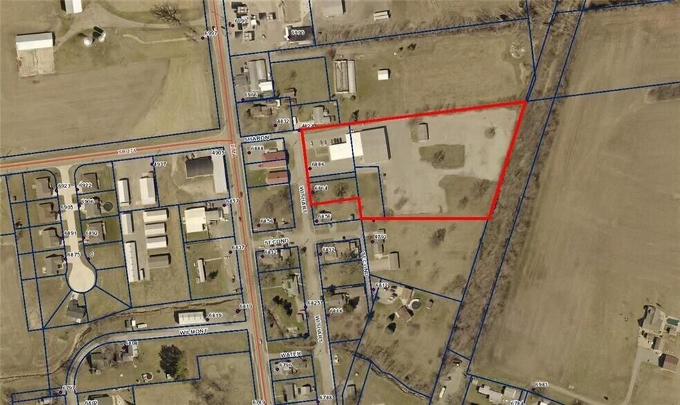 More Photos Of 6886 Wishart St, Huntsville Light Distribution For Lease