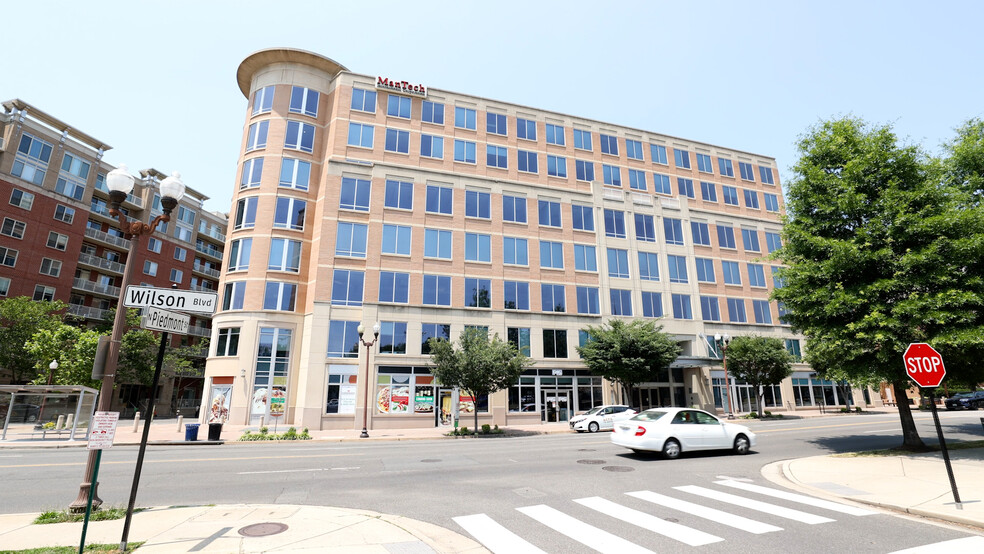 Primary Photo Of 3865 Wilson Blvd, Arlington Office For Lease