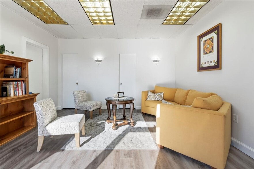 More Photos Of 152 W Burton Ave, Salt Lake City Office For Sale