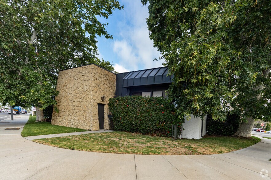 More Photos Of 3711-3715 Lomita Blvd, Torrance Office For Lease