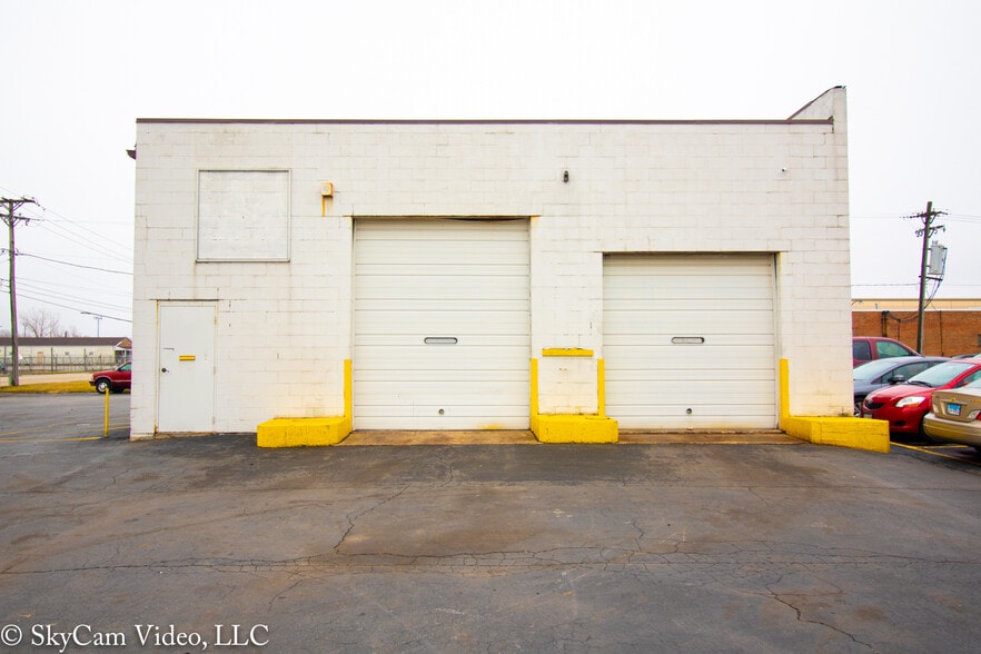 More Photos Of 16800 State St, South Holland Warehouse For Sale