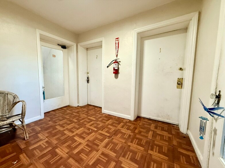 More Photos Of 2334 Kemper Ln, Cincinnati Apartments For Sale