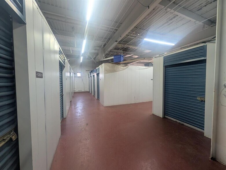 More Photos Of 91 Main St, Claremont Self Storage For Sale
