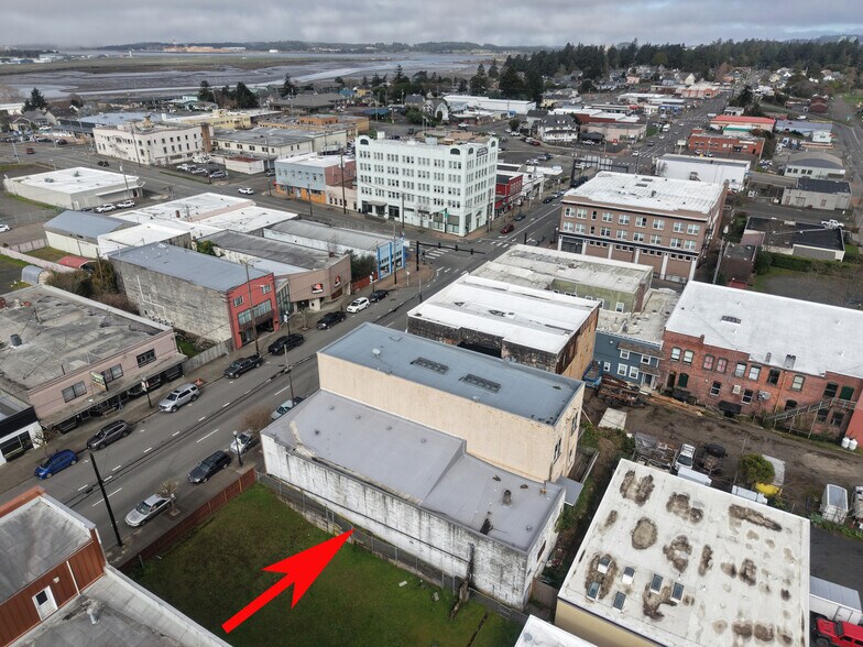 More Photos Of 2051 Sherman Ave, North Bend General Retail For Sale