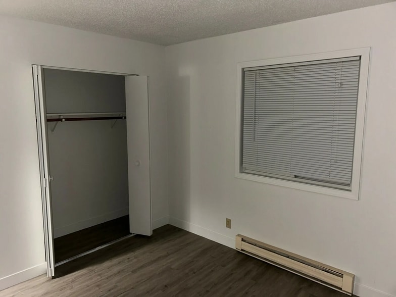 More Photos Of 821 Main St, Scotland Apartments For Sale