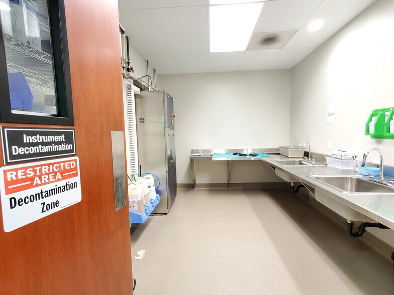 More Photos Of 5444 S Green St, Murray Medical For Lease