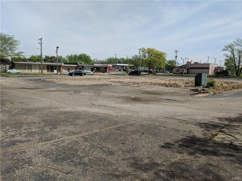 More Photos Of 630 E Dixie Dr, Dayton Land For Sale