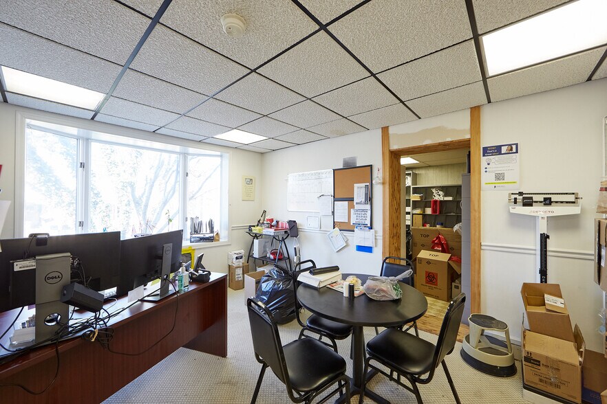 More Photos Of 2792 Egypt Rd, Audubon Medical For Lease