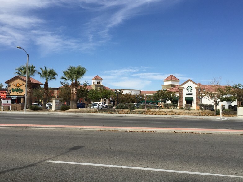 More Photos Of 4621 E Avenue S, Palmdale Unknown For Sale