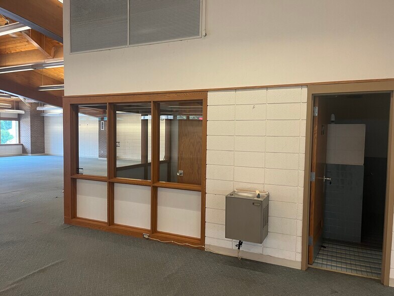 More Photos Of 111 N Main St, Mayville Public Library For Sale