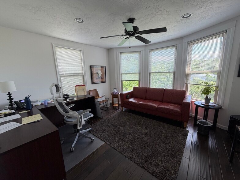More Photos Of 435-437 S Maple Ave, Greensburg Office For Sale
