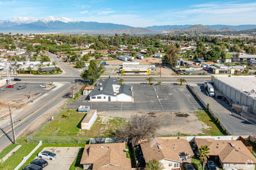 More Photos Of 10390 Arlington Ave, Riverside Land For Lease