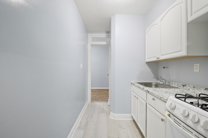 More Photos Of 3919 R St SE, Washington Apartments For Sale