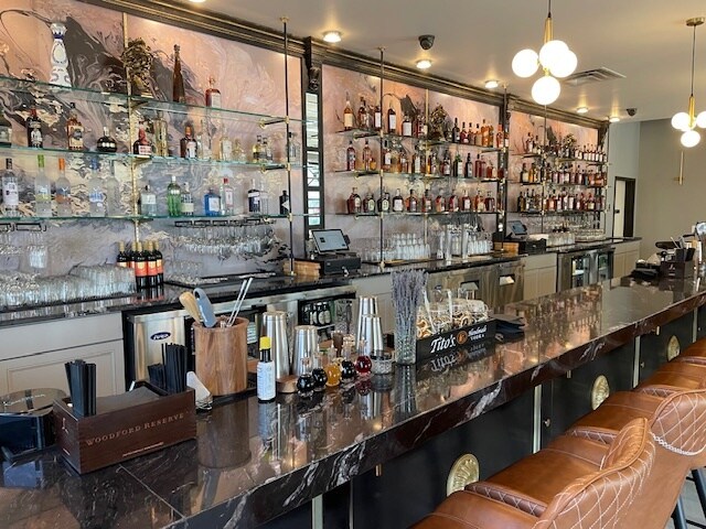 More Photos Of 190 W Main Ave, Gastonia Bar For Lease