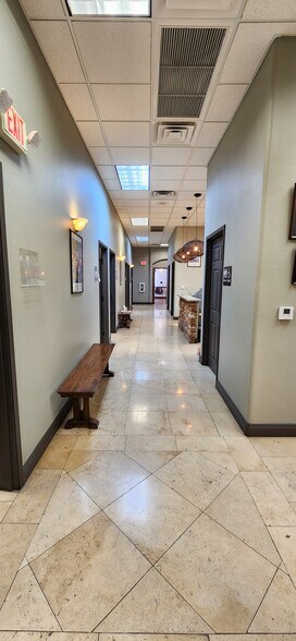 More Photos Of 2050 Mariner Dr, Las Vegas Medical For Sale