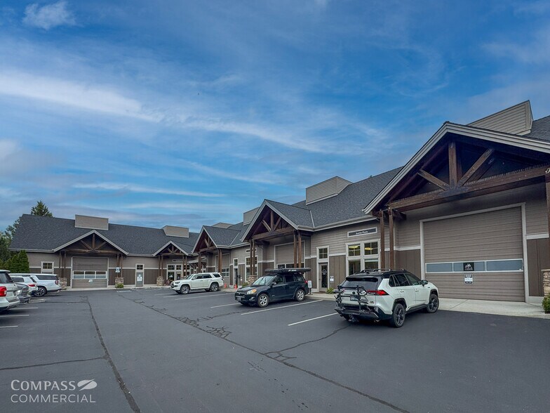 More Photos Of 2797 NW Clearwater Dr, Bend Industrial For Lease