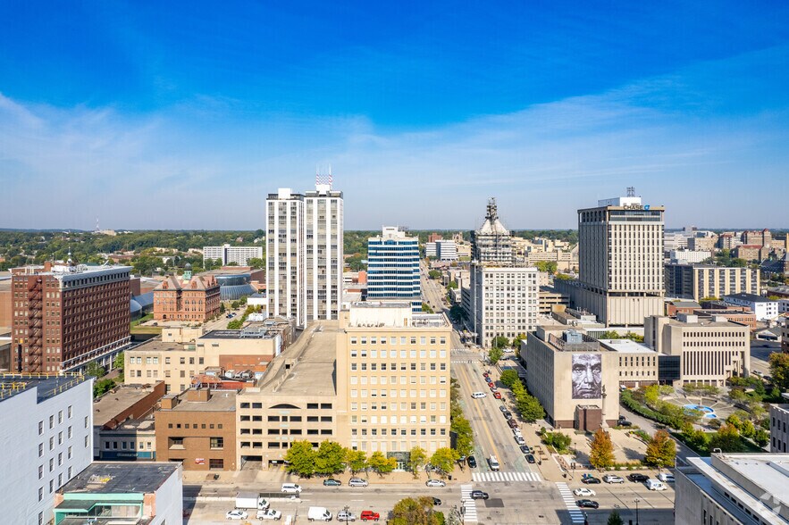More Photos Of 101 SW Adams St, Peoria Office For Lease