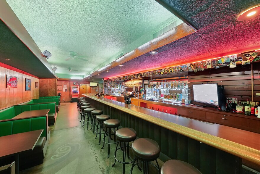 More Photos Of 44 N 19 1/2 Ave, Lemoore Restaurant For Sale