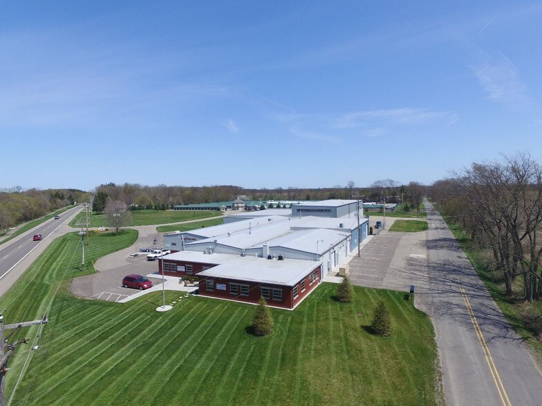 Primary Photo Of 7878 Gull Rd, Richland Warehouse For Lease