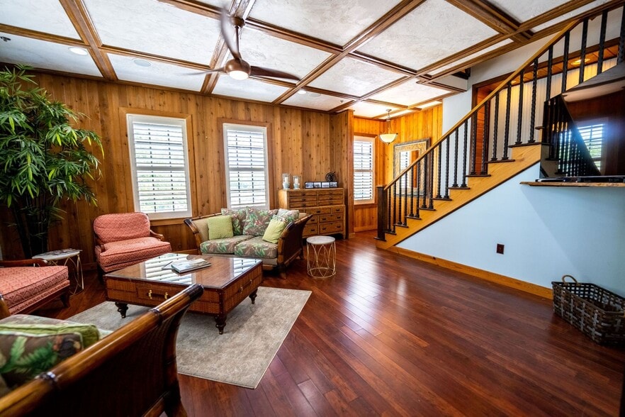 More Photos Of 1893-1899 NE Jensen Beach Blvd, Jensen Beach Hotel For Sale