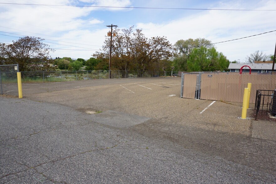 More Photos Of 1500 Grant Ave, Prosser Specialty For Sale