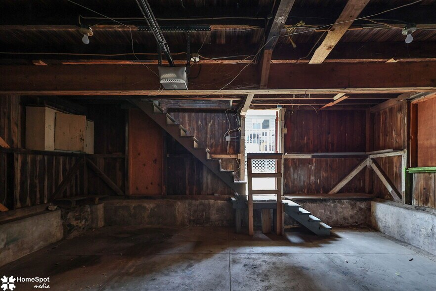 More Photos Of 1337 Washington St, Easton Multifamily For Sale