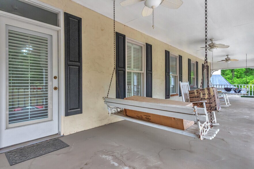 More Photos Of 414 Perry Hill Rd, Montgomery Storefront Retail Office For Sale