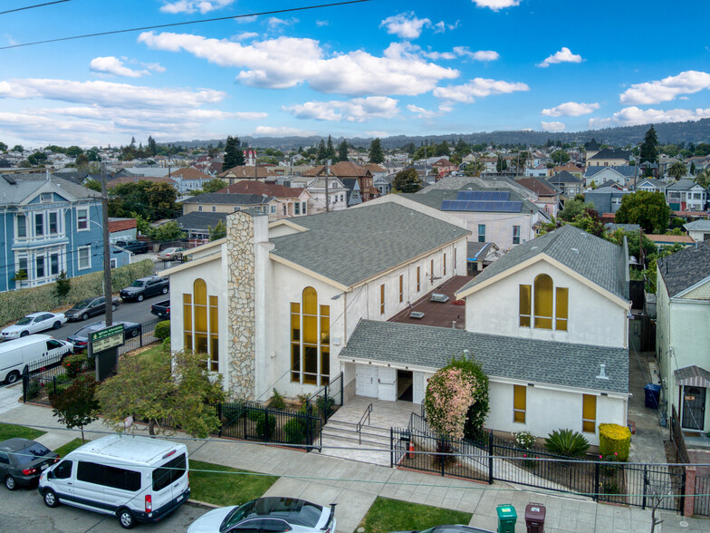 Primary Photo Of 2410 E 15th St, Oakland Religious Facility For Sale