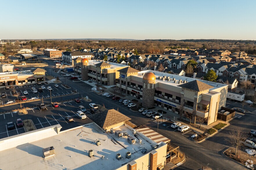 More Photos Of 2235 Dave Ward Dr, Conway Storefront Retail Office For Lease