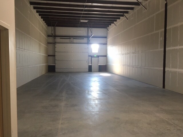 More Photos Of 1471 W 1250 S, Orem Research And Development For Lease