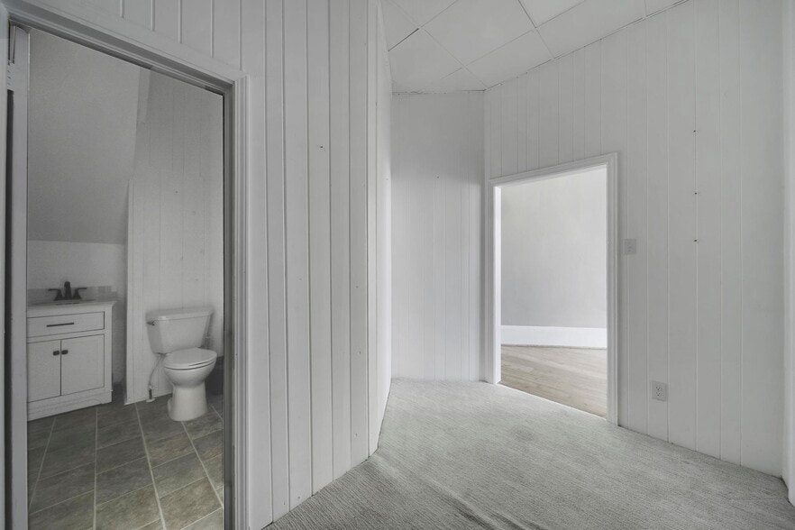 More Photos Of 101 Gadsden St, Chester Storefront Retail Office For Sale