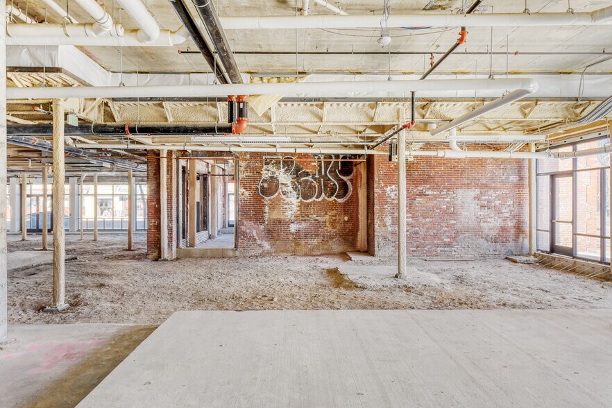 More Photos Of 1665 N Pearl St, Denver Apartments For Sale
